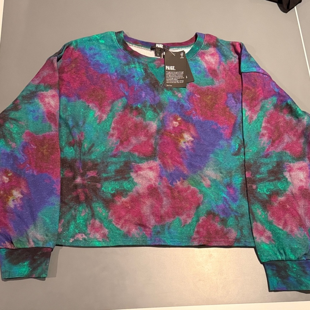 Paige Raeanne Sweatshirt in Aurora